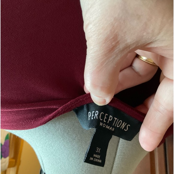 Perceptions of New York formal elegant mock wrap dress. Burgundy draped knit - Picture 5 of 7